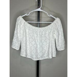 Self Contrast White Eyelet Off Shoulder Crop Top NWT Small